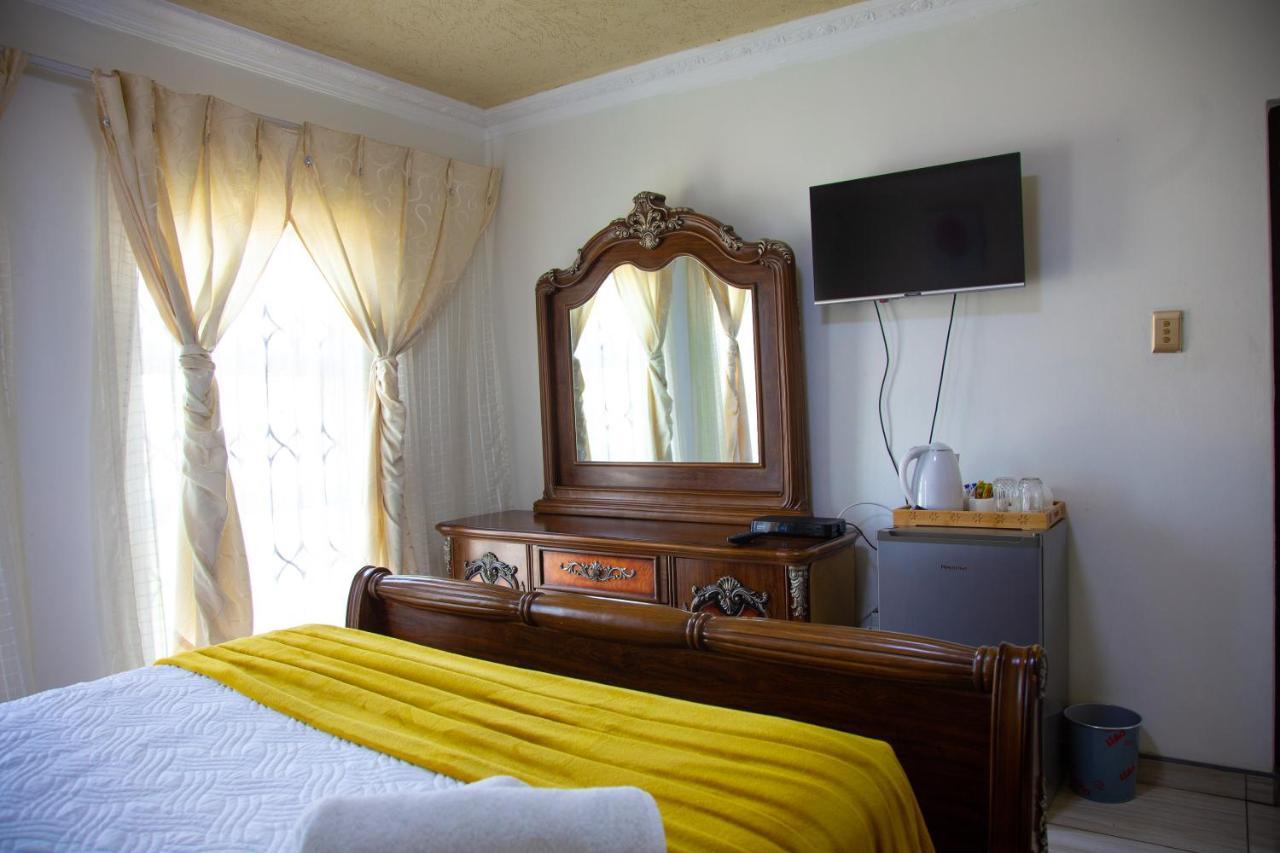 Angelocean Guest House Witbank Exterior foto